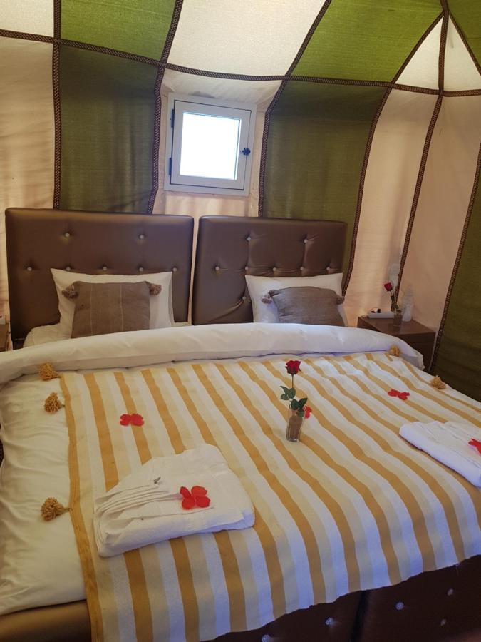 Sahara Family camp Hotel Merzouga Bagian luar foto